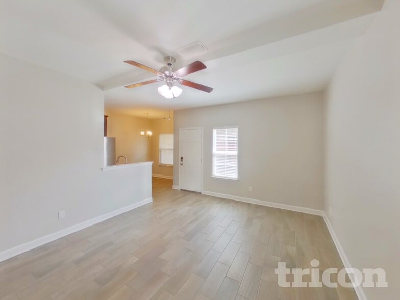 Building Photo - 2165 Cason Ln