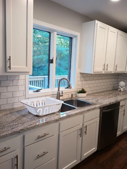 Building Photo - 6511 Blue Spruce Dr