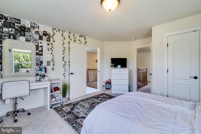 Building Photo - 39929 Grandview Haven Dr
