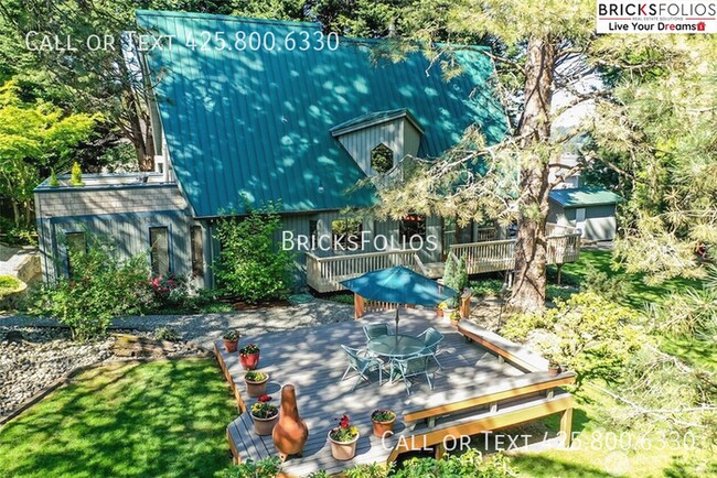 Building Photo - Remarkable Redmond Home - Walk to Microsoft and Parks!