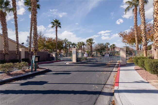 Building Photo - 6513 Angel Mountain Ave