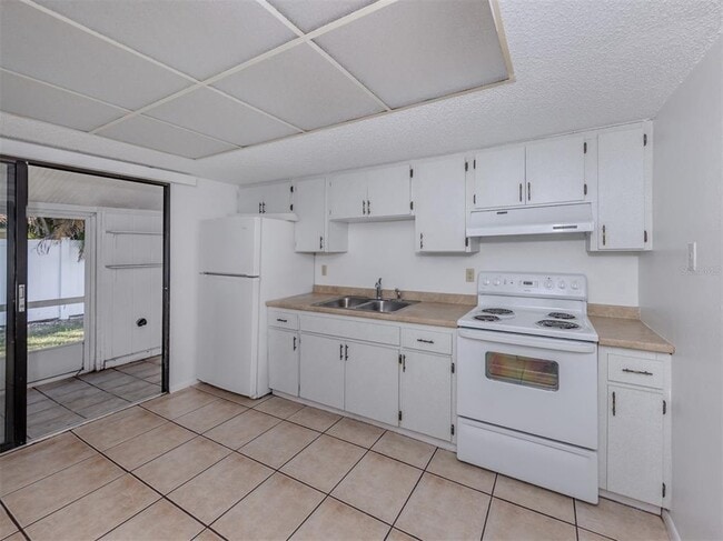 Building Photo - 662 Substation Rd