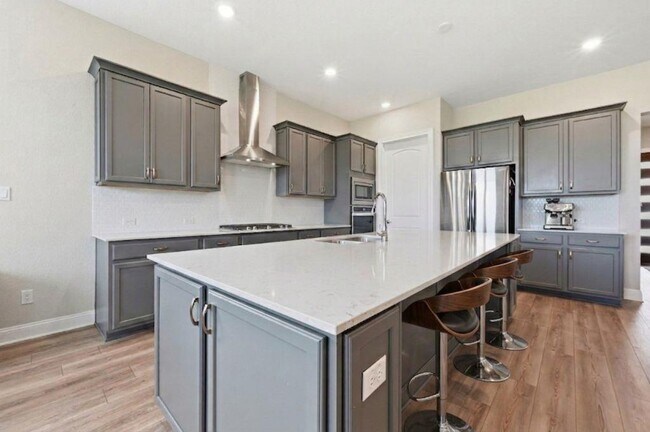 Building Photo - 513 Barnhill Lp