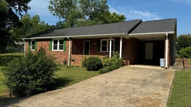 Building Photo - 220 Wilkins Ave