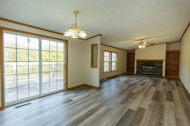 Building Photo - 3 bed, 2 bath, Rancher in Martinsburg, WV