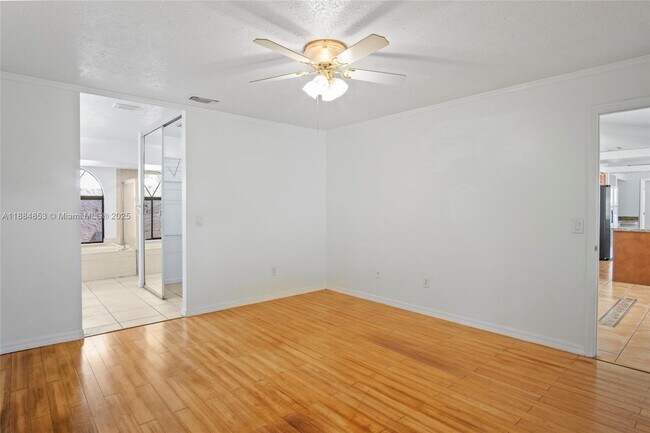 Building Photo - 515 SE Nome Dr