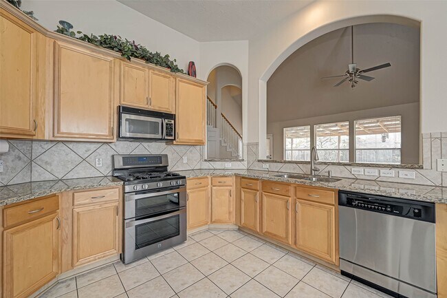 Building Photo - 16635 Bishop Knoll Ln