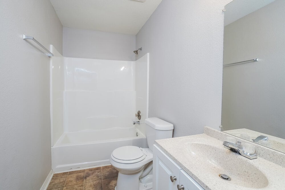 Building Photo - 15154 Elstree Dr