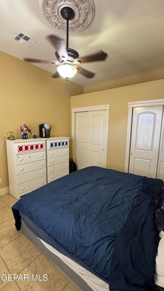 Building Photo - 7381 Black Mesa Dr