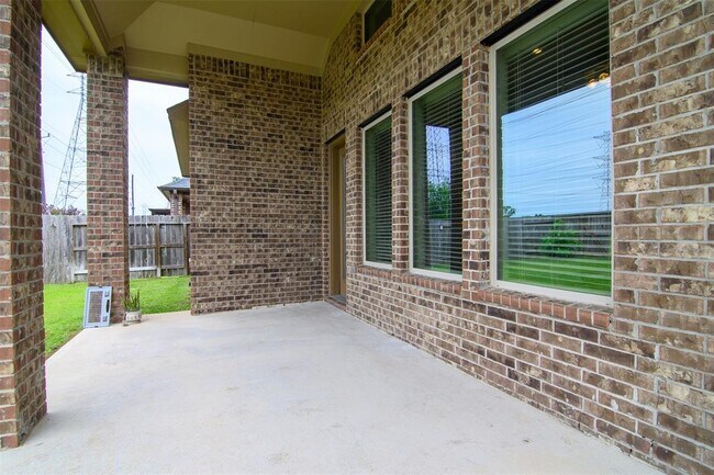 Building Photo - 4926 Thunder Creek Ln