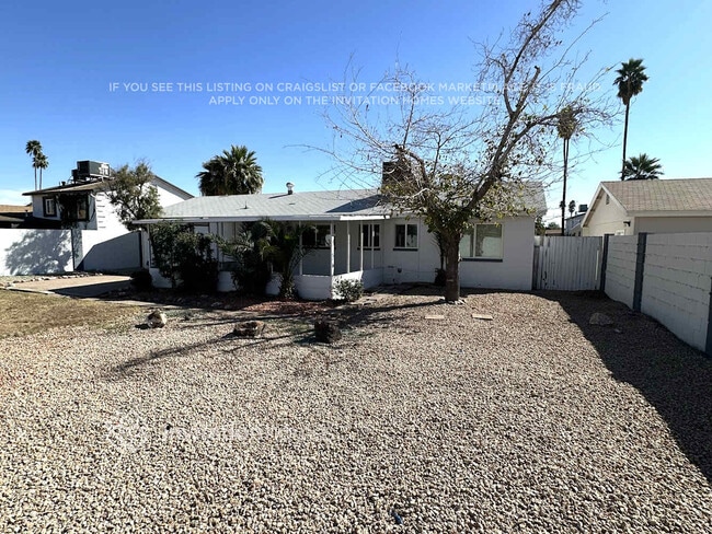 Building Photo - 3826 W Bloomfield Rd