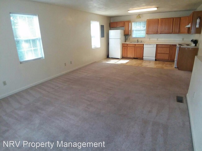 Building Photo - 4 br, 2 bath House - 609 Howe Street