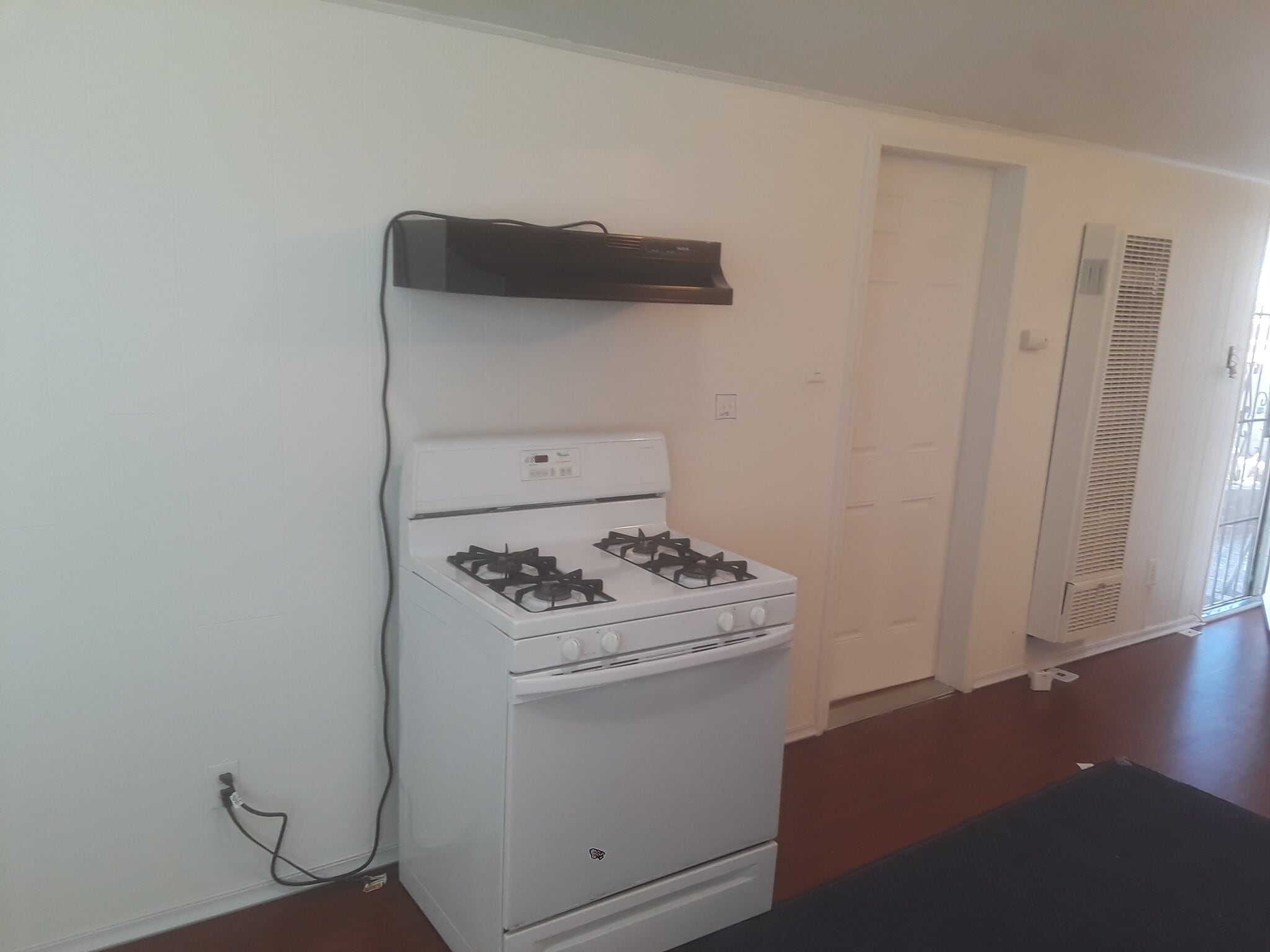 Building Photo - 1503 E Avenue Q6