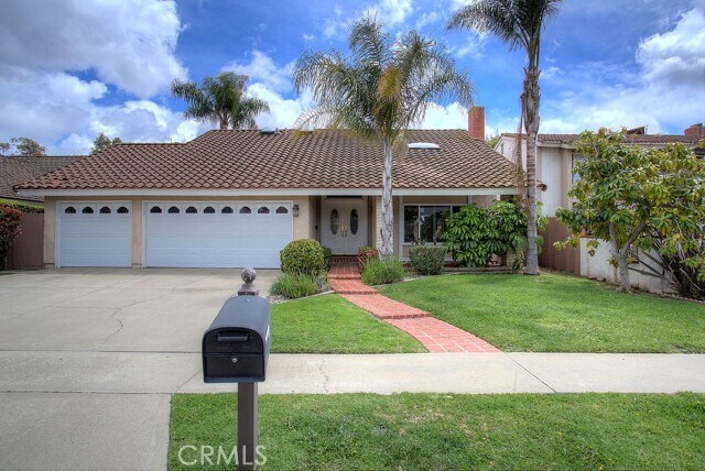 Building Photo - 15412 Lorraine Way