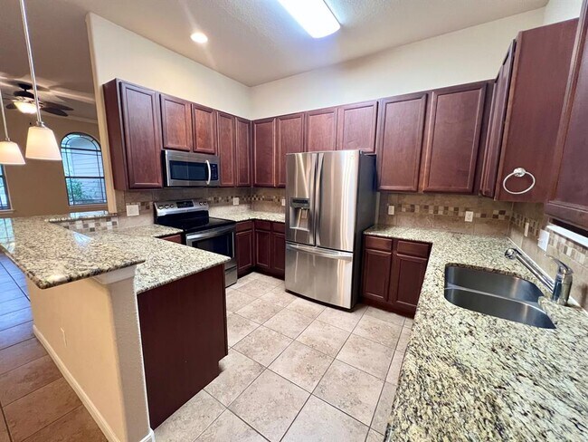 Building Photo - 212 Waikakaaua Dr