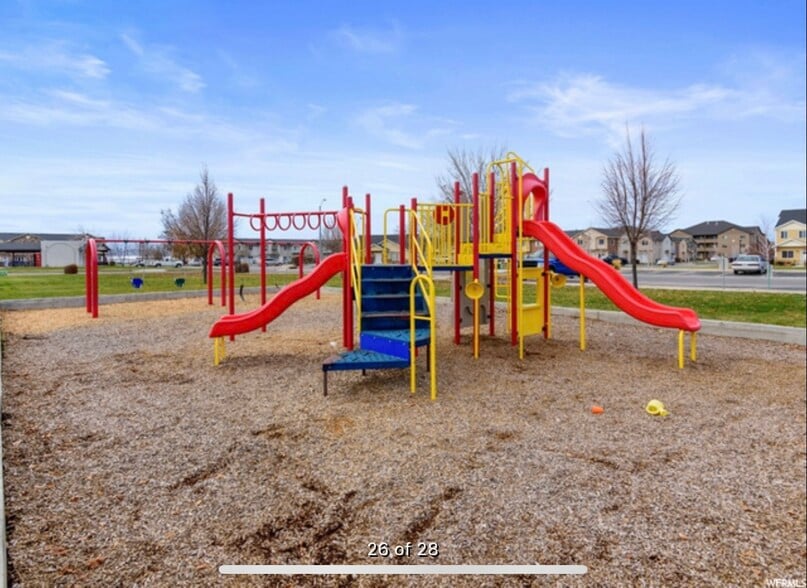 Building Photo - 1520 N 450 W