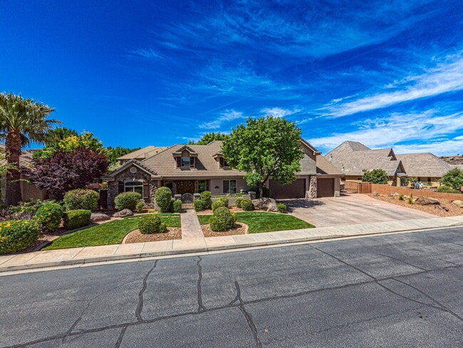 Building Photo - 2478 E Springs Dr