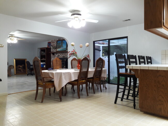 Dining Room - 50 La Cruz Ave