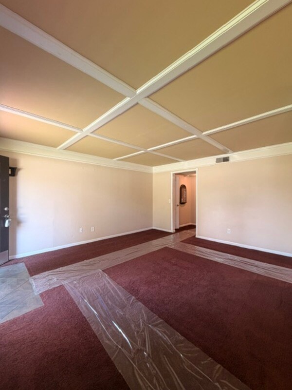 Building Photo - 801 Eastmont Dr