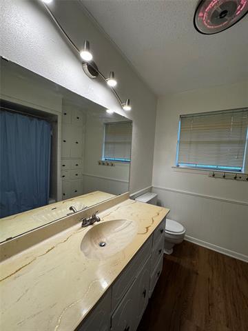 Building Photo - 3205 Pin Oak Dr