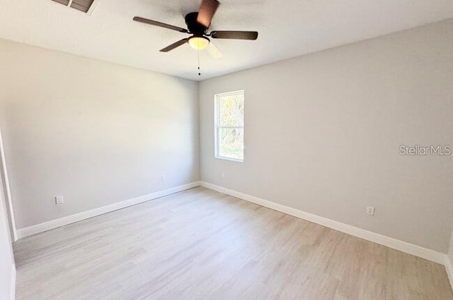 Building Photo - 1153 Chalmer Terrace