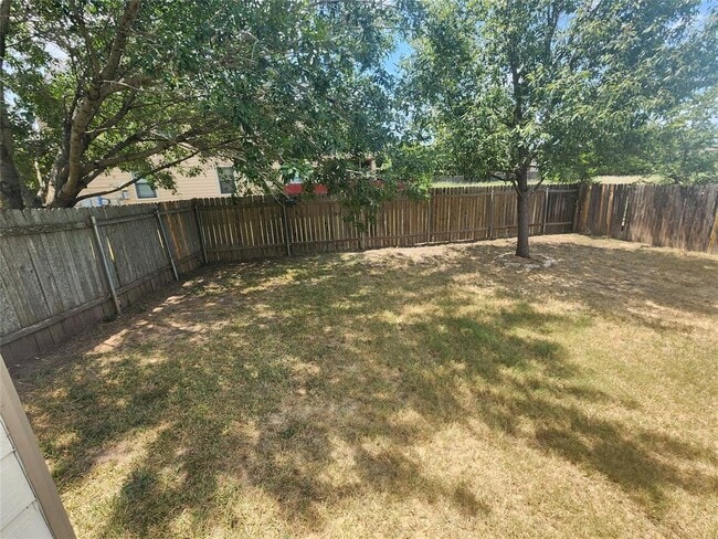 Building Photo - 9417 Edmundsbury Dr
