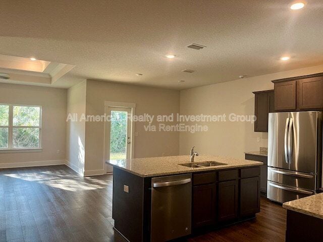 Building Photo - 1905 Noleka Ct