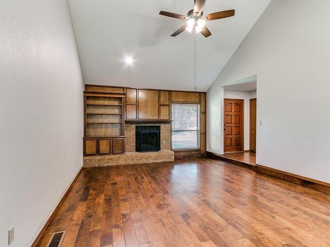 Building Photo - 4721 Persimmon Ct