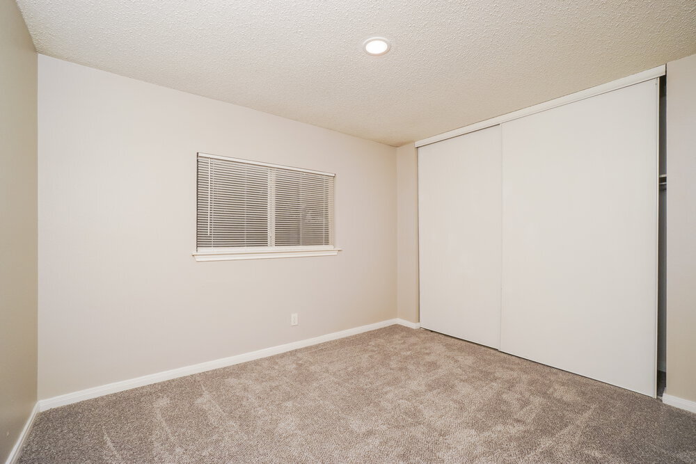 Building Photo - 8339 Morning Grove