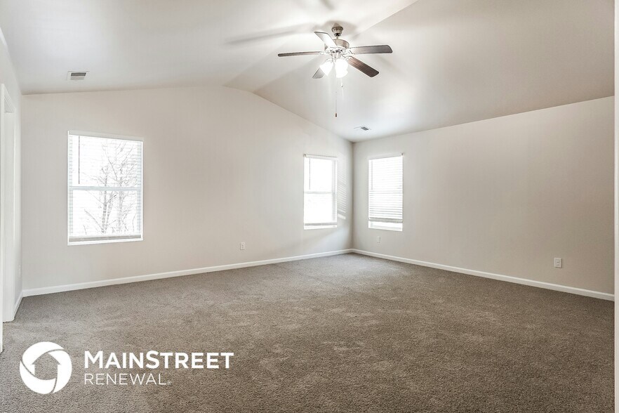 Building Photo - 224 Polo Field Way