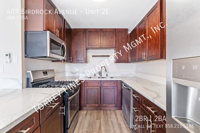 Building Photo - *2 WEEKS FREE!* 2 BR with W/D in Unit in a...