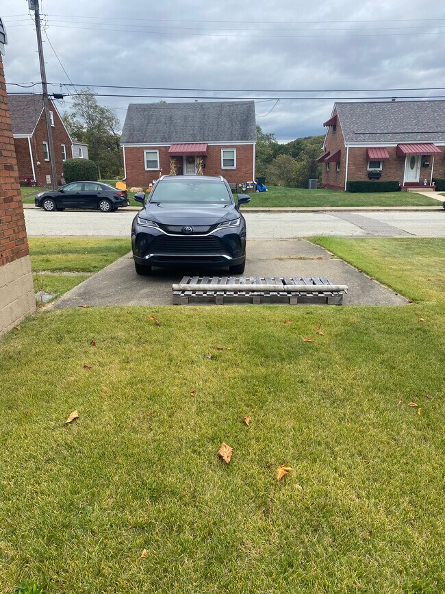 Building Photo - 308 Owens Ave