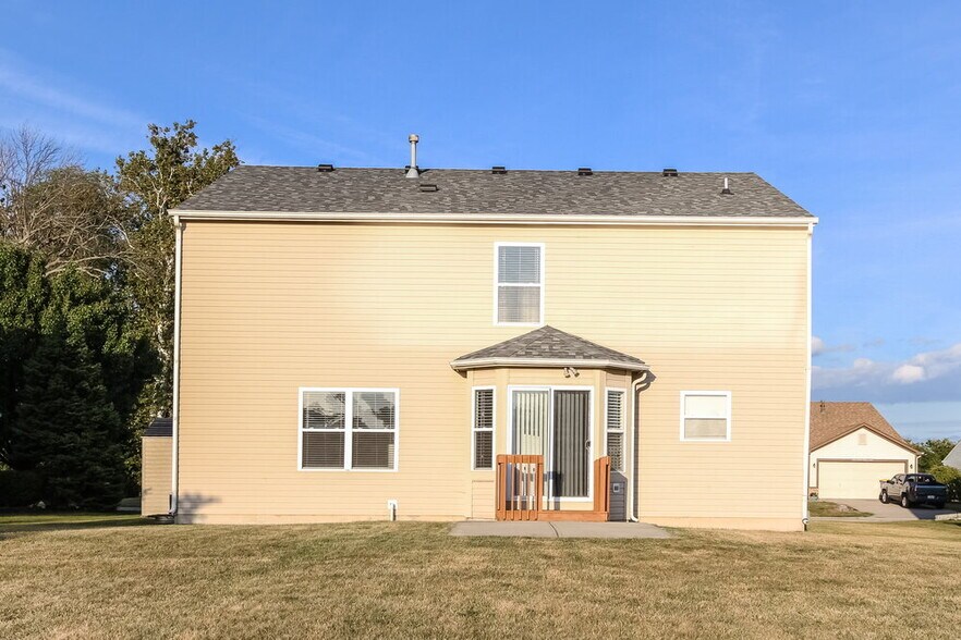 Building Photo - 1237 Silver Ridge Ln