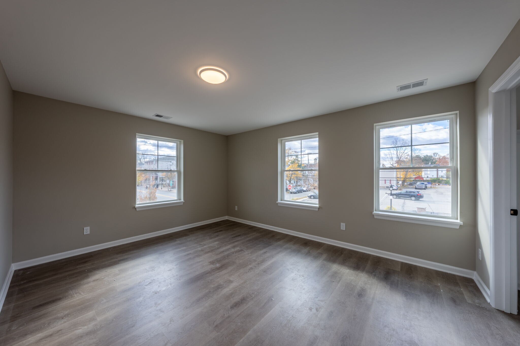 Enjoy views of Main Street - Bedroom - 237 Main St