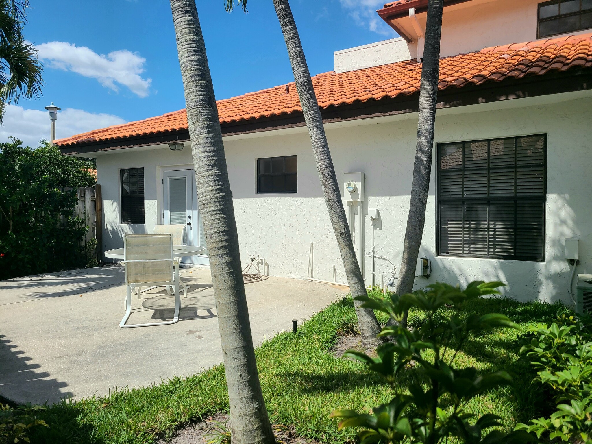 Building Photo - 13473 Fountain View Blvd