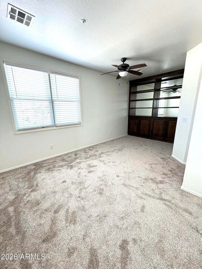 Building Photo - 29150 N 125th Ave