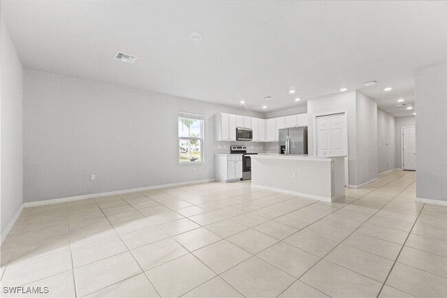 Building Photo - 15245 Wildflower Cir