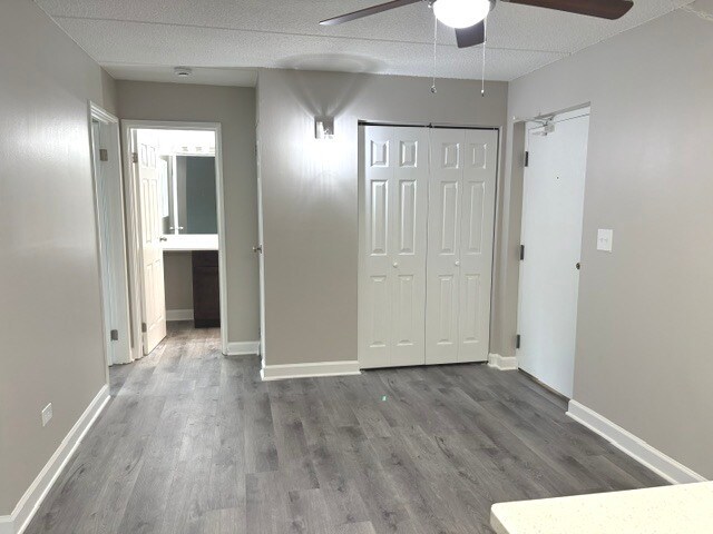 Building Photo - 230 Springhill Dr