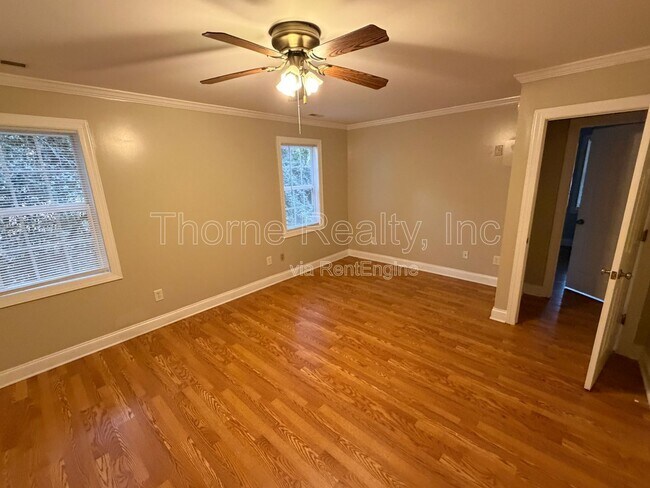 Building Photo - 113 Charlotte Ave