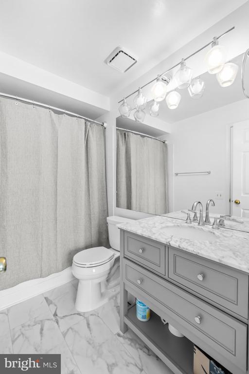 Building Photo - 1130 Huntmaster Terrace NE