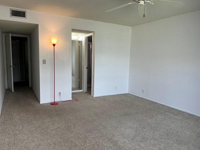 Master - 333 Lake Howard Dr NW