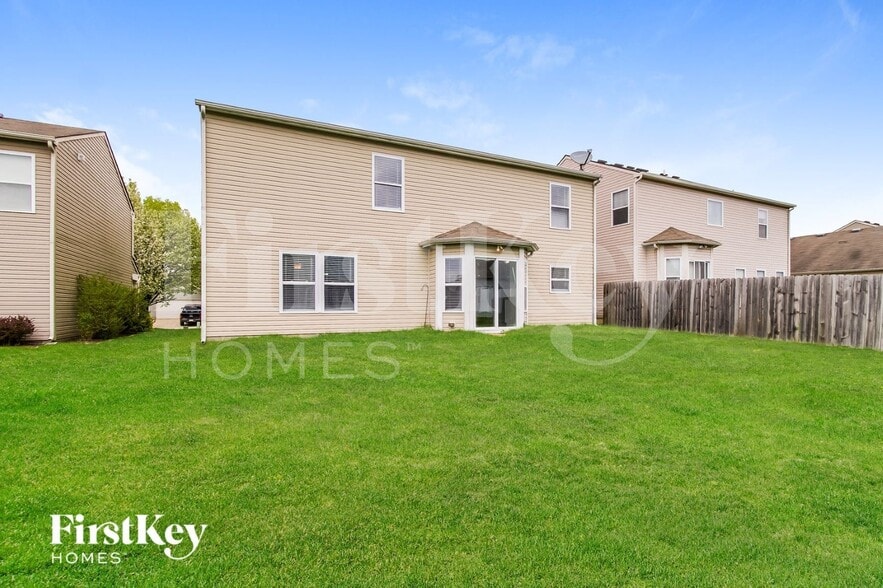 Building Photo - 12643 Pinetop Way