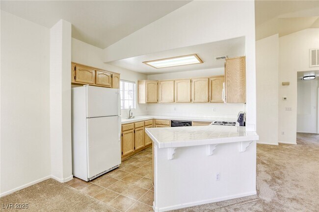 Building Photo - 8301 Boseck Dr