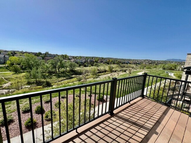 Building Photo - Gorgeous 3 Story Home in close to Cottonwo...