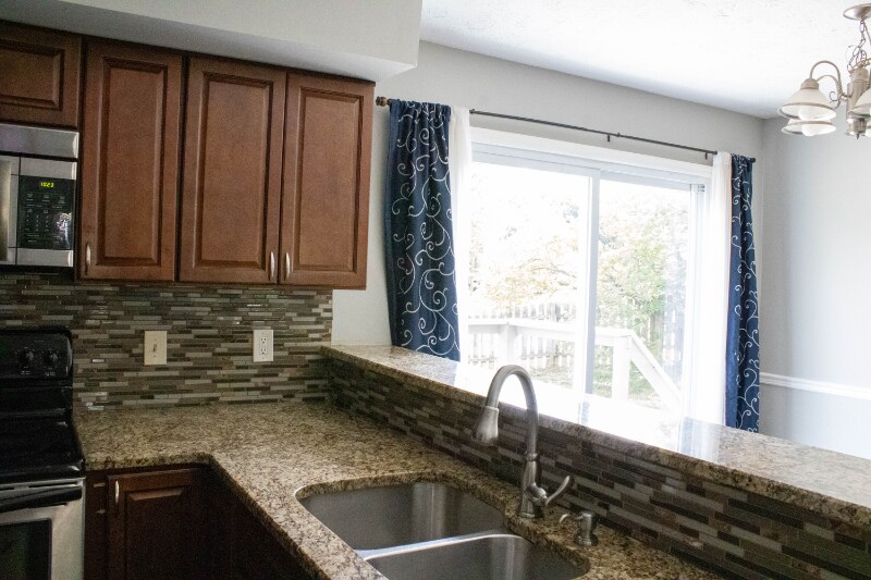 Building Photo - 9201 Shady Bend Ln