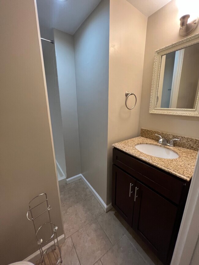 Building Photo - 2828 Lafora Ct