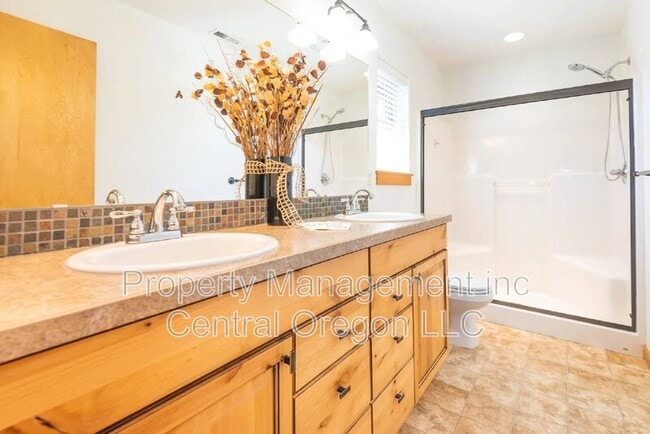 Building Photo - 20269 Knightsbridge Pl