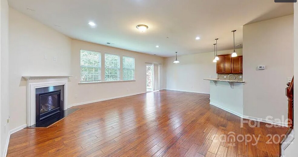 Building Photo - 10323 Rutledge Ridge Dr NW