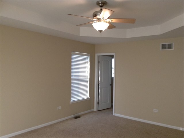 Building Photo - 2513 Vision Ave