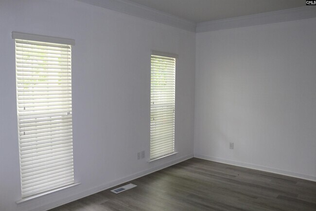 Building Photo - 70 Ballymore Ct